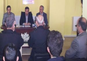 Kavgayı bırakın yeni Anayasa'yı yapın